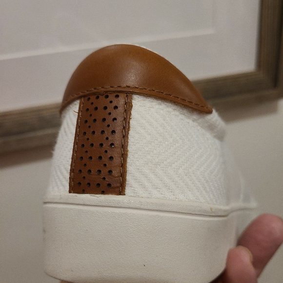 Fred Perry Women's Low Cut Sneakers Size 8 - White - Leather and Canvas - NWOT! - Picture 3 of 6